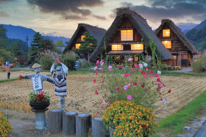 Takayama and Shirakawago Photoshoot by Professional Photographer - Frequently Asked Questions