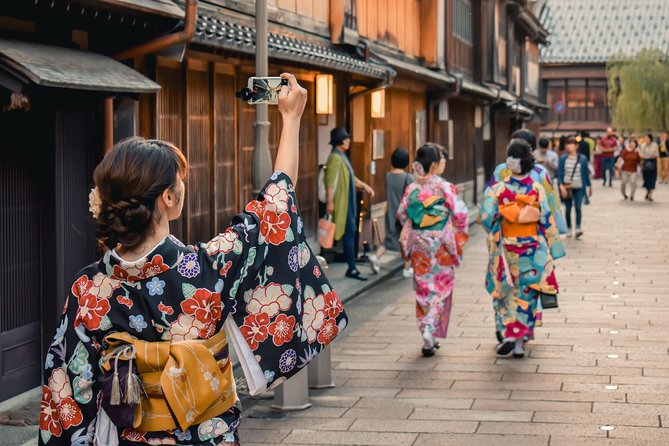 Romantic Tour In Kanazawa - Key Takeaways