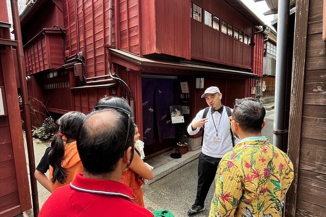 E-Bike Cycling With Guided Tour of KANAZAWA Main & Ninja Temple - Booking Requirements