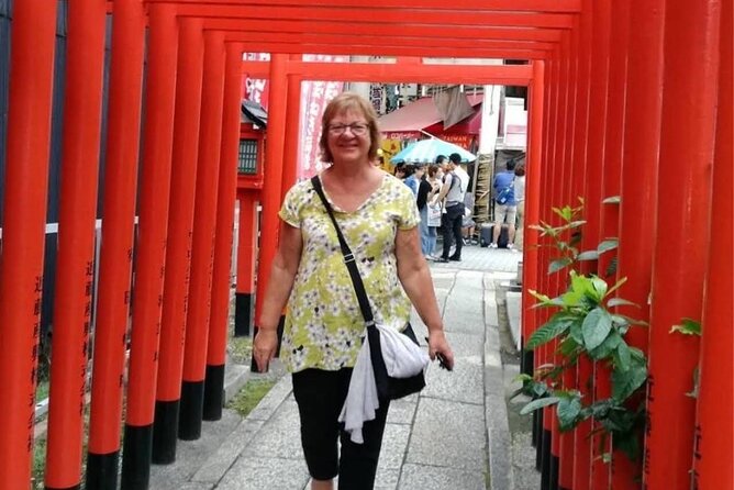 Nagoya Shrines & Temples Tour Guided by a Friendly Local - Shrine 2: Shirotori Garden