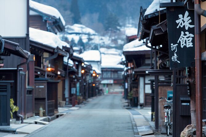 1Day Private Shirakawago and Takayama With Public Bus From Nagoya - Additional Notes