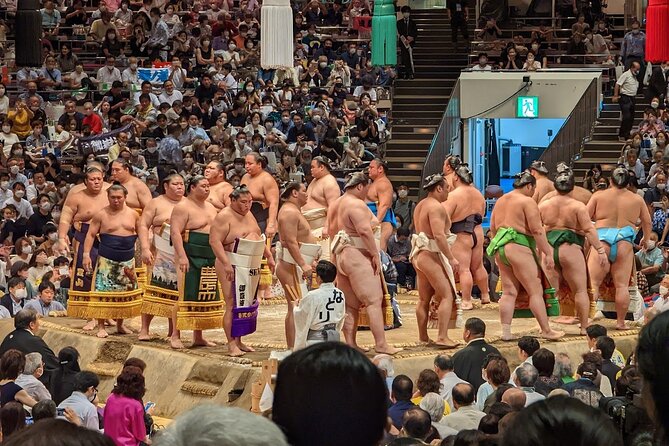 Nagoya Sumo Tournament and Castle Tour - Meeting Points