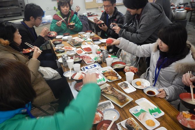 Good Morning Breakfast at Local Fish Market With a Guide - Schedule: Start Time and Duration