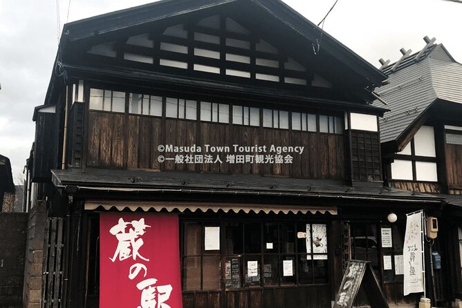 Walking Tour of Wealthy Merchants Storehouses in Akita - Meeting Point Details