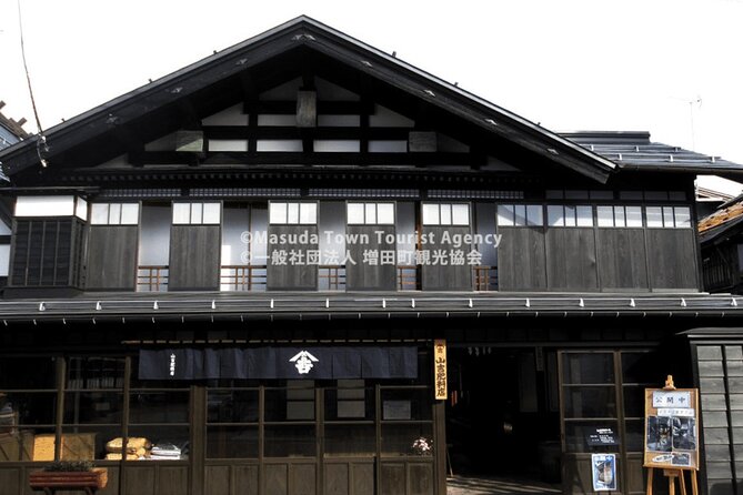 Walking Tour of Wealthy Merchants Storehouses in Akita - How to Reserve