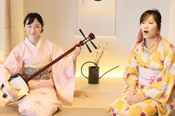 Easy for Everyone! Now You Can Play Handmade Mini Shamisen and Show off to Everyone! Musical Instruments, Sweets and Live Music - Participant Information