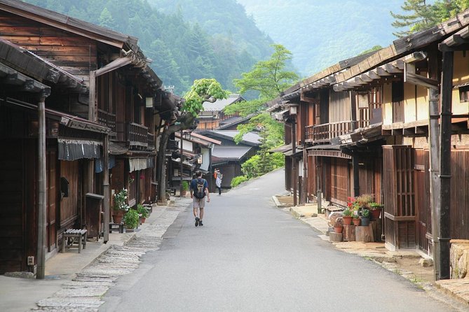 Magome & Tsumago Nakasendo Trail Day Hike With Government-Licensed Guide - Traveler Reviews and Feedback