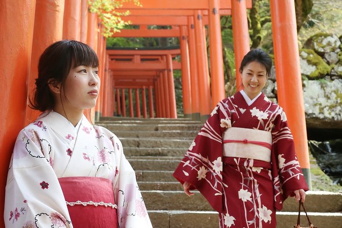 Experience With Kimono! Castle Town Retro Tour Local Tour & Guide - Cancellation Policy