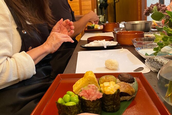 Authentic Sushi and Japanese Omelet Making Experience in Osaka - Meeting and Pickup Details