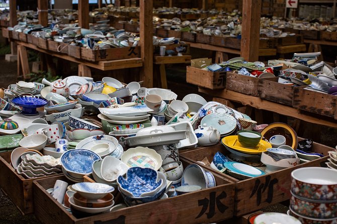 Arita Ware Private Walking Tour and Ceramics Treasure Hunt - Inclusions and Fees