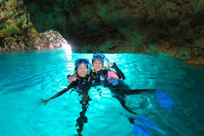 [Okinawa Blue Cave] Snorkeling and Easy Boat Holding! Private System Very Satisfied With the Beautiful Facilities of the Shop (With Photo and Video Shooting Service) - Just The Basics