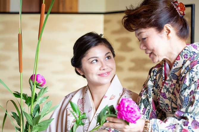 Flower Arrangement Experience With Simple Kimono in Okinawa - Location Directions