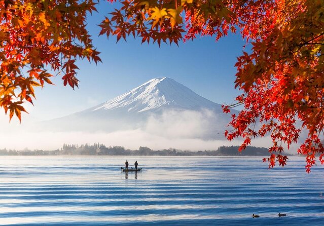 Private W/ Local: Memorable Mt Fuji Views Kawaguchiko Highlights - Background