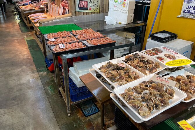Maze Town Walking and Exploring Fish Market in Izumisano, Osaka - Key Takeaways