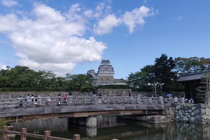 Half-Day Himeji Castle Town Bike Tour With Lunch - Meeting Point