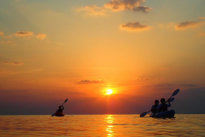 [Okinawa Miyako] [Evening] Twilight in the Sea of Silence... Sunset SUP / Canoe - Cancellation Policy