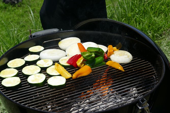 Aka Beef Barbecue to Enjoy in the Superb View of Aso - Accessibility and Accommodations