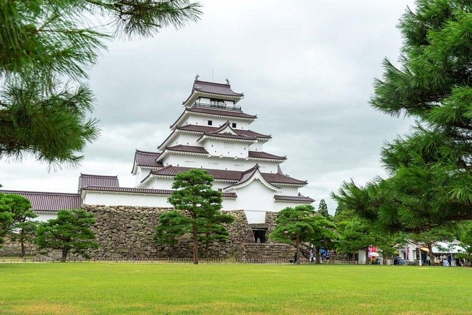 Aizu Full-Day Private Trip With Government-Licensed Guide - Guides Expertise