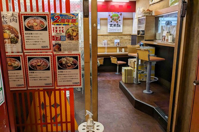 Breakfast Ramen Tour in Shinjuku - Tour Experience Highlights