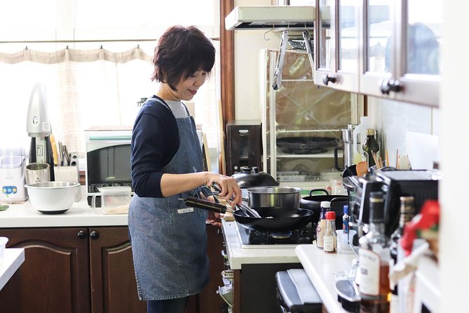 Enjoy a Cooking Lesson and Meal With a Local in Her Residential Sapporo Home - Reviews