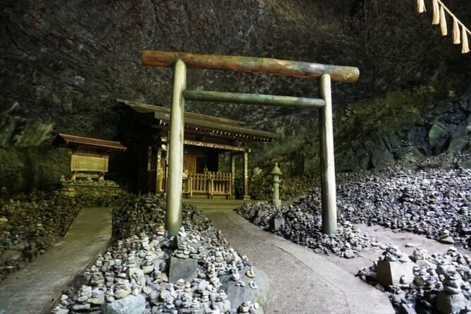 Takachiho Gorge Miyazaki One Day Tour From Fukuoka - Inclusions and Exclusions