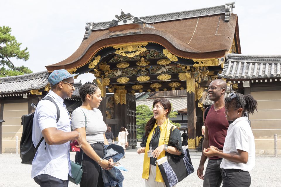 Kyoto: Nijo-jo Castle and Ninomaru Palace Guided Tour - Activity Description