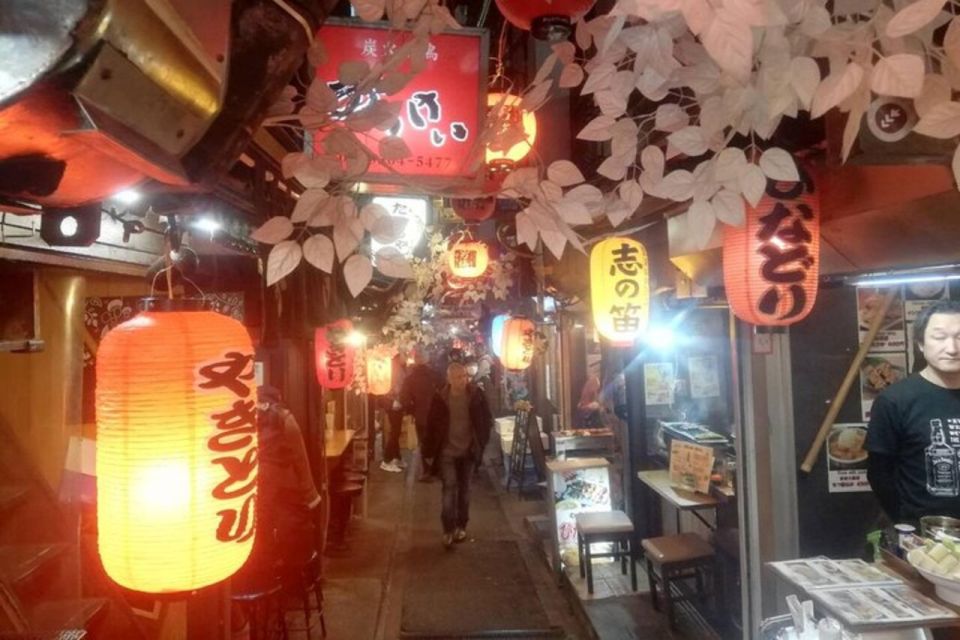 Tokyo: Shinjuku Izakaya and Golden Gai Bar Hopping Tour - Meeting Point Details