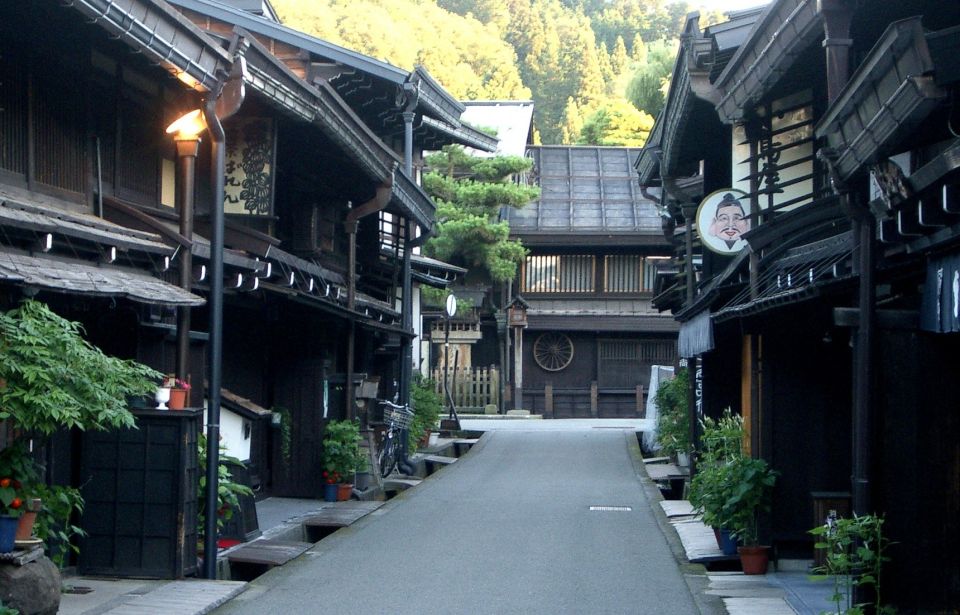 Takayama: Private Walking Tour With a Local Guide - Tour Experience