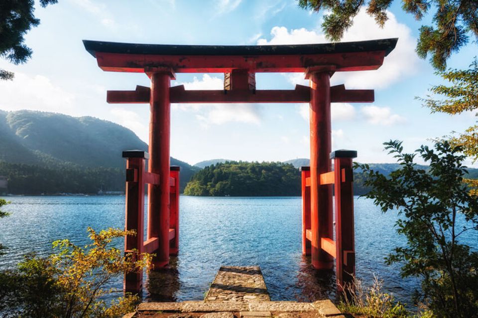 From Tokyo: Hakone and Owakudani Private Day Trip - Private Group Experience