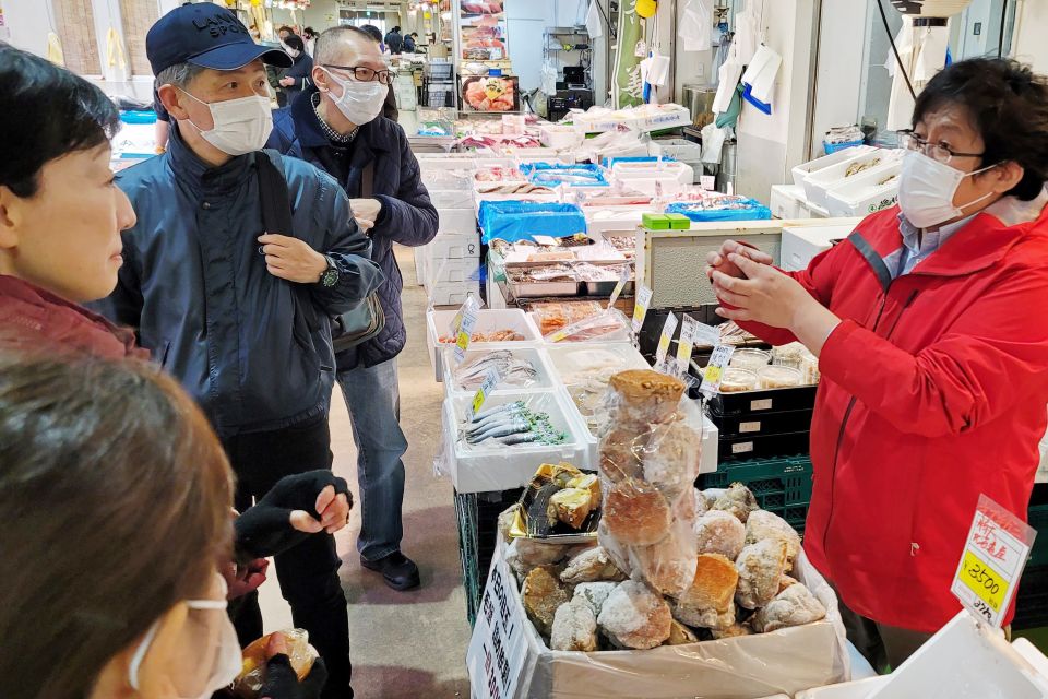 Tokyo: Tsukiji Market Guided Tour & Sushi-Making Experience - Frequently Asked Questions