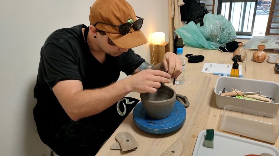 Osaka: Private Workshop on Traditional Japanese Ceramics - Activity Overview