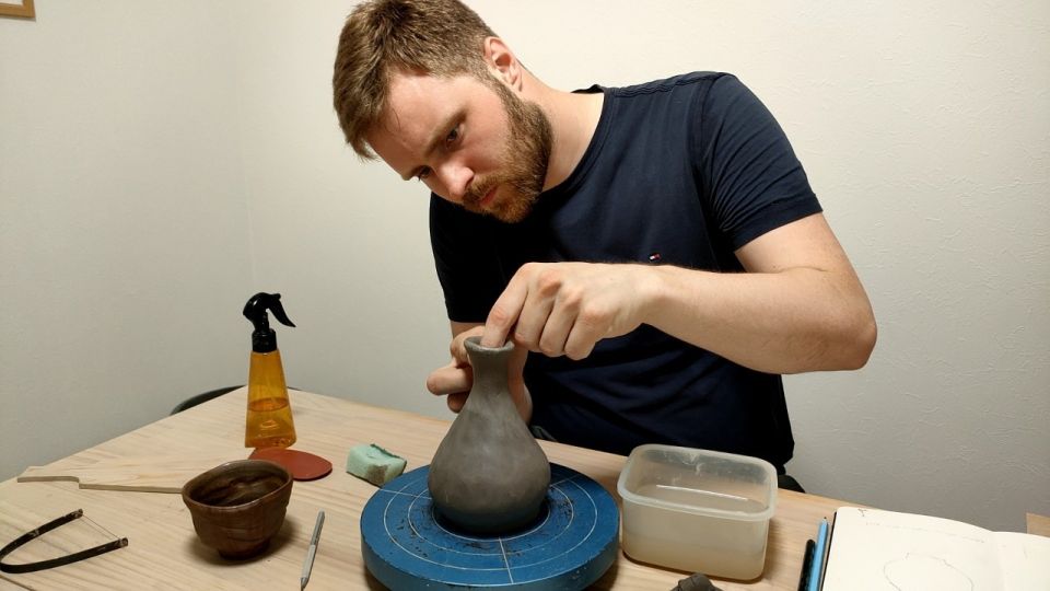 Osaka: Private Workshop on Traditional Japanese Ceramics - Logistics Information