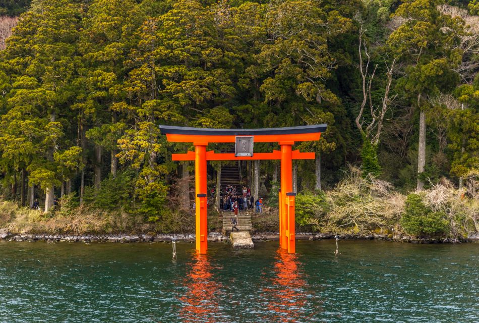 From Tokyo: Private Day Trip to Hakone With Lake Ashi Cruise - Important Information