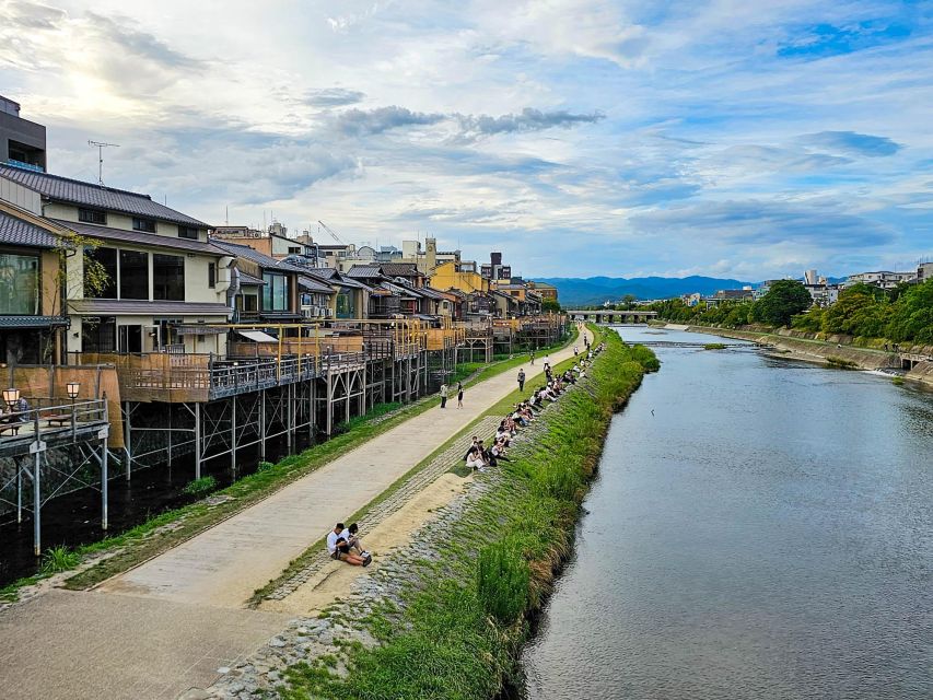 Kyoto: Gion District Guided Walking Tour at Night With Snack - Pricing Information