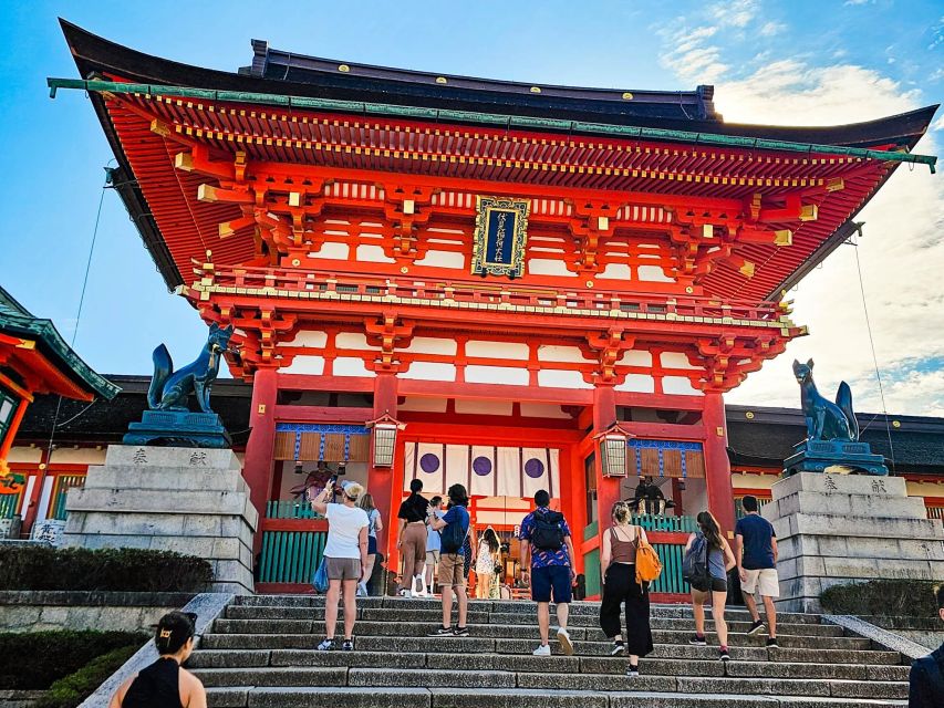 Kyoto: Fushimi Inari Taisha Last Minute Guided Walking Tour - Tour Description