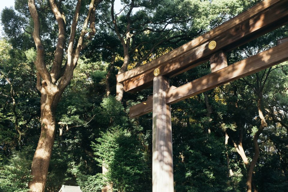 Tokyo: Meiji Jingu Shrine With Smartphone Audio Guide App - Tour Highlights