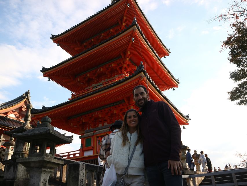 Kyoto: Private Walking Tour With Government Certified Guide - Important Information