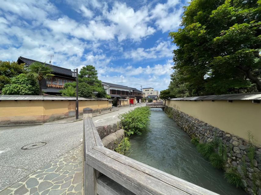 Kanazawa: Samurai, Matcha, Gardens and Geisha Full-Day Tour - Customer Reviews