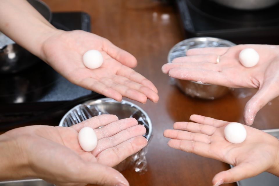 Wagashi (Japanese Sweets) Cooking: Kyoto Near Fushimi Inari - Instructor and Group Size