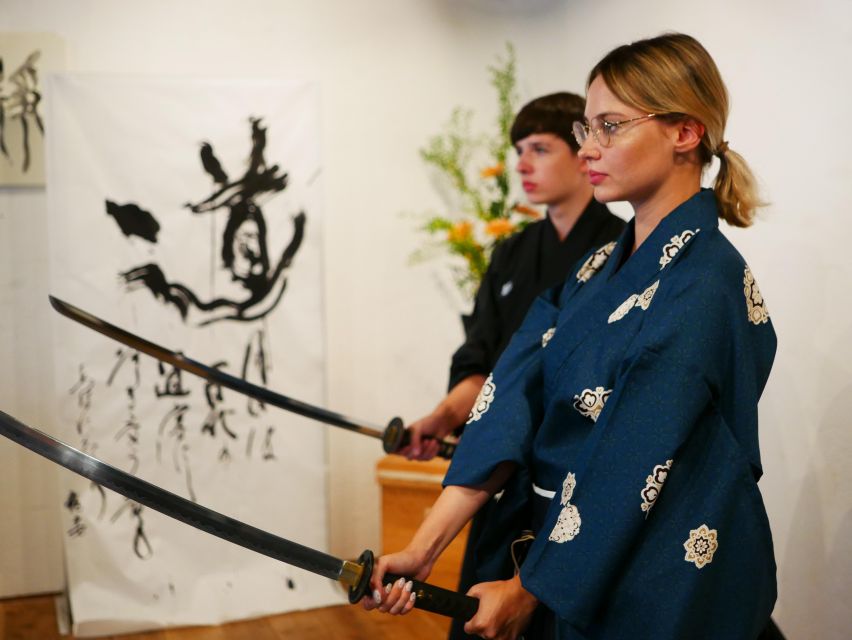 Tokyo: Authentic Samurai Experience, at a Antique House - Samurai Sword Handling and Techniques