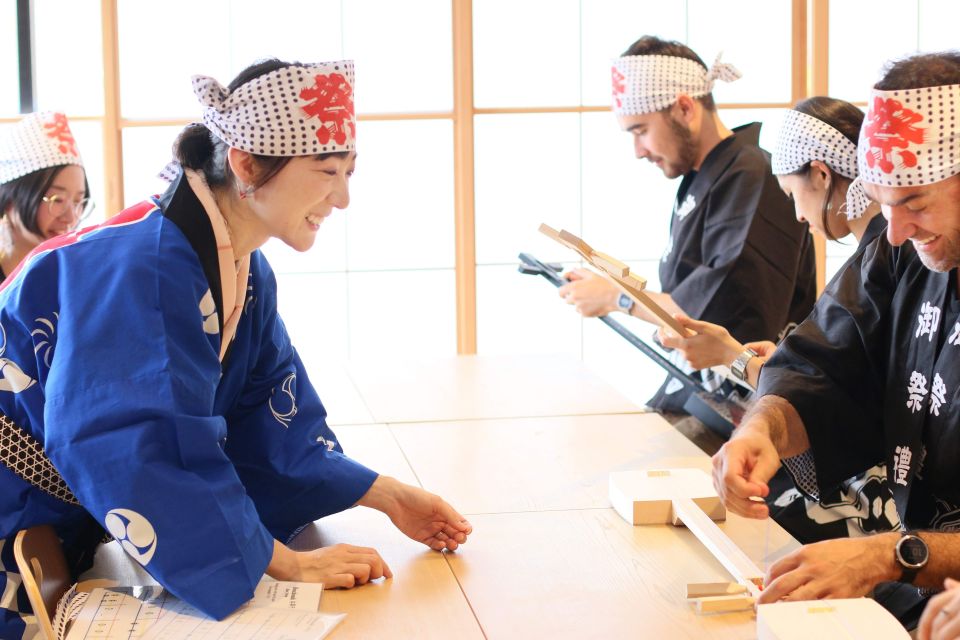 【Tokyo Shami】Let's Make a Mini Shamisen and Play It! - Inclusions