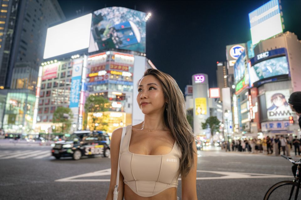 Tokyo Portrait Tour With a Professional Photographer - Group Size and Language Options