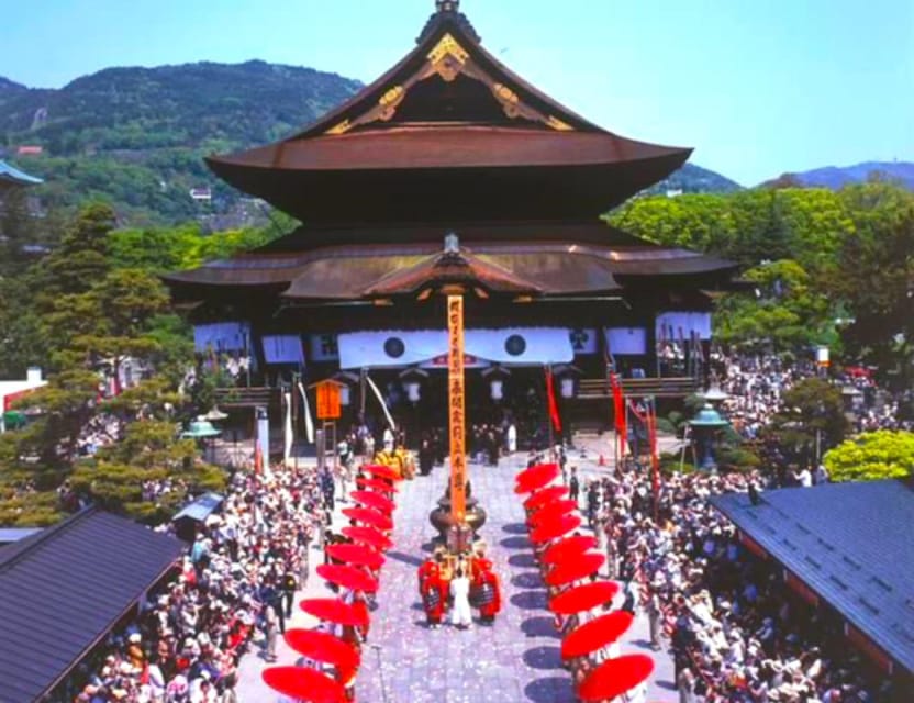 Private Snow Monkeys Zenkoji Temple Sightseeing Day Trip - Booking Information