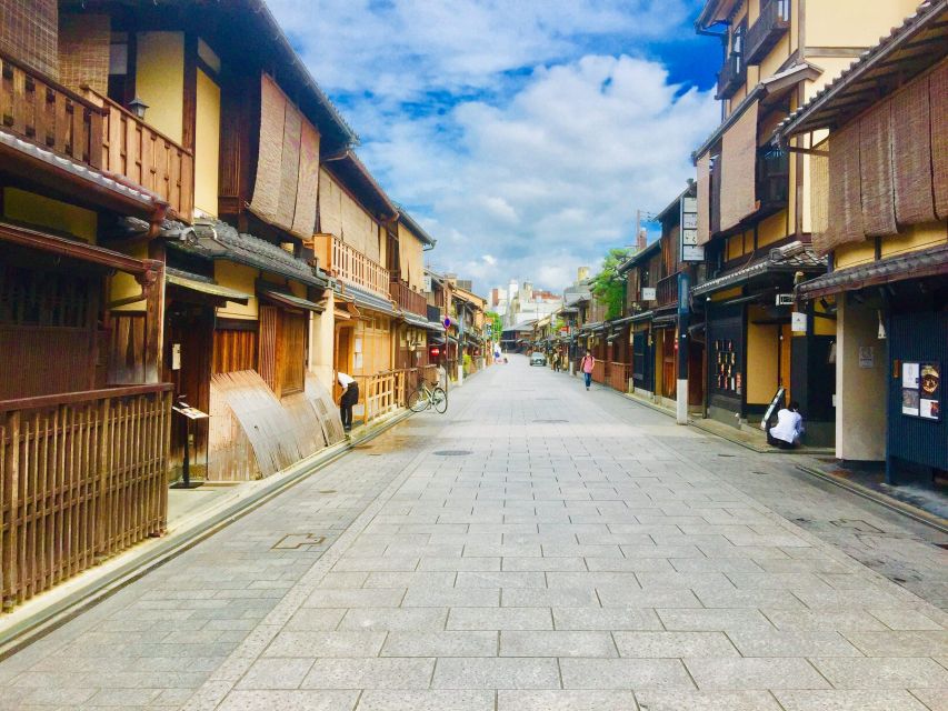 Kyoto: Half-Day Private Guided Tour to the Old Town of Gion - Key Takeaways