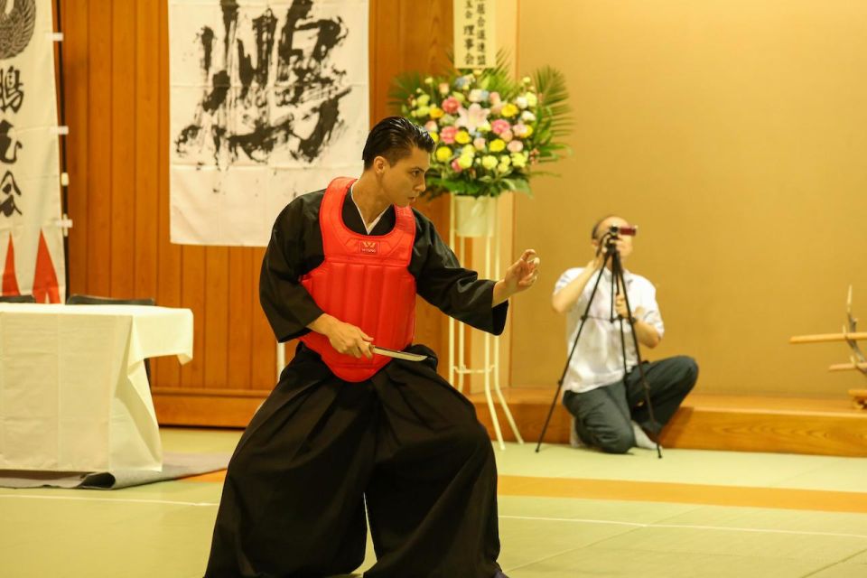 Tokyo Iaido Tournament Entry Fee + Martial Arts Experience - Activity Duration and Language Options