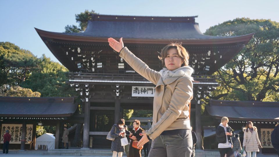 Harajuku From Meiji Shrine to Shibuya Crossing 2 Hours - Activity Description