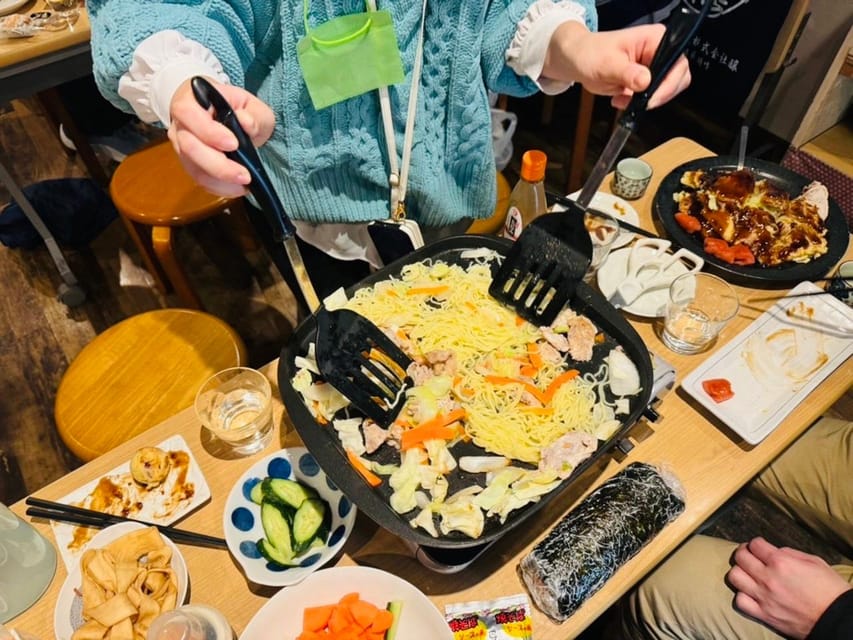 Tokyo : Shared Yakisoba Making and All-You-Can-Drink Sake - Inclusions