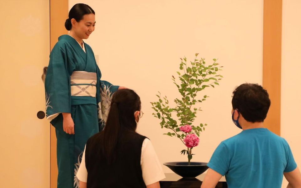 Tokyo: Private Japanese Traditional Flower Arrangement - Booking Details