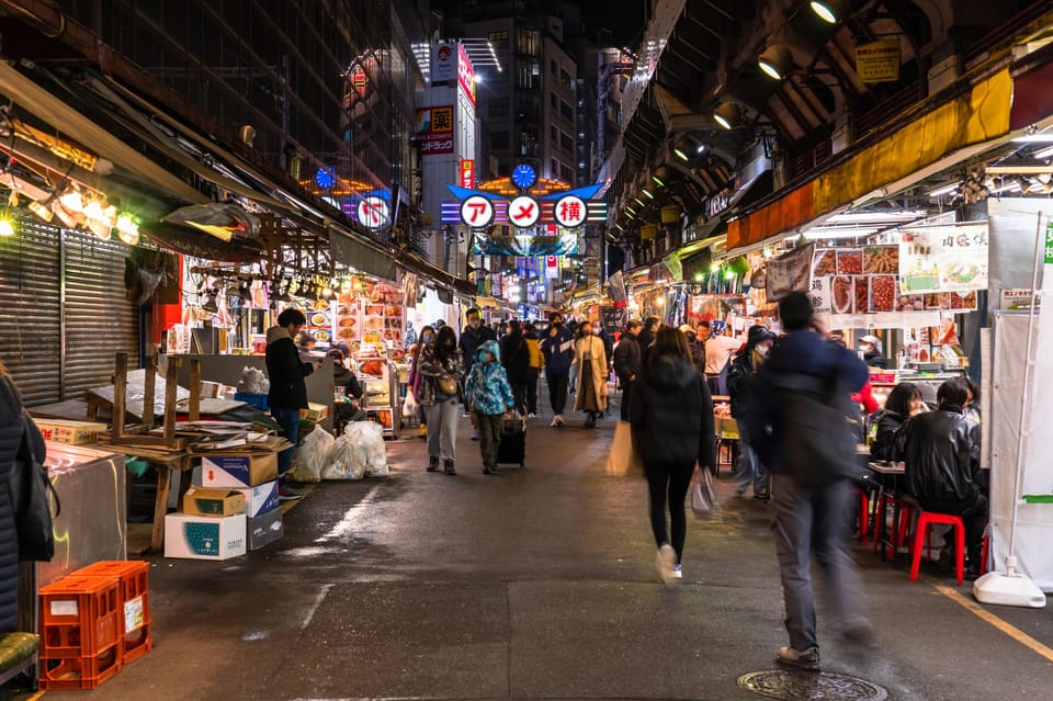 Tokyo Japanese Food Hopping Tour in Ueno Ameyoko at Night - Tour Inclusions