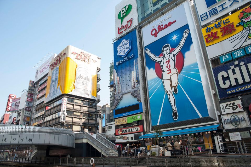 Osakas Dotonbori Audio Guide: The Vibrant District - Key Takeaways